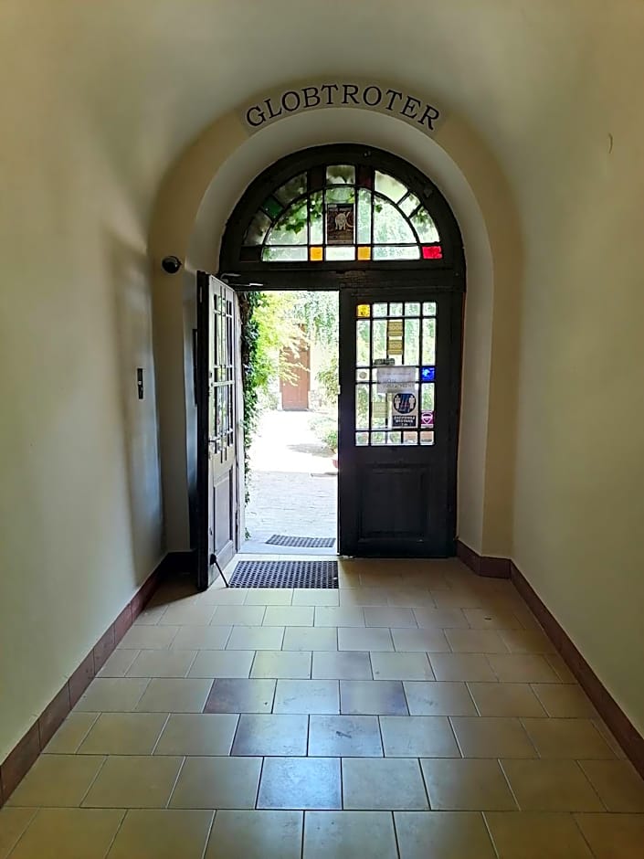 Globtroter Guest House