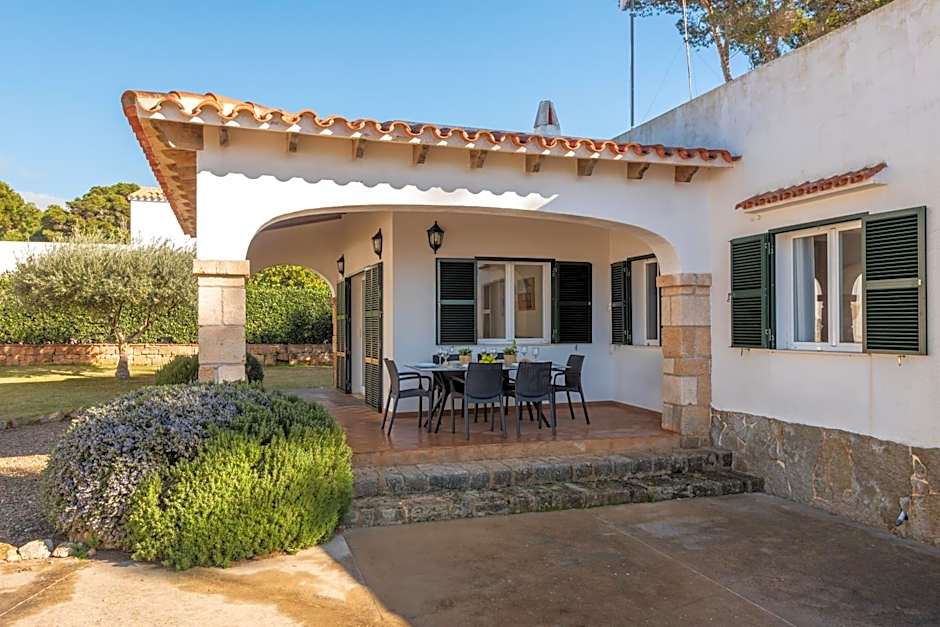 Villa Binisaret I by Mauter Villas