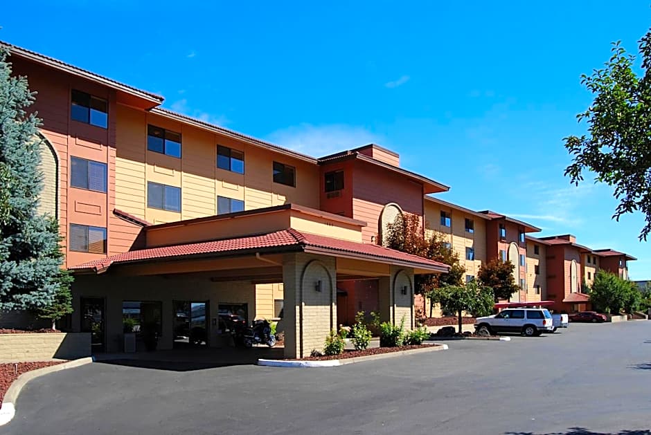 Baymont by Wyndham Yakima Riverfront