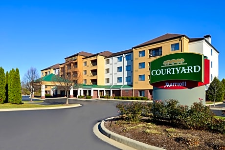 Courtyard by Marriott Milwaukee North/Brown Deer