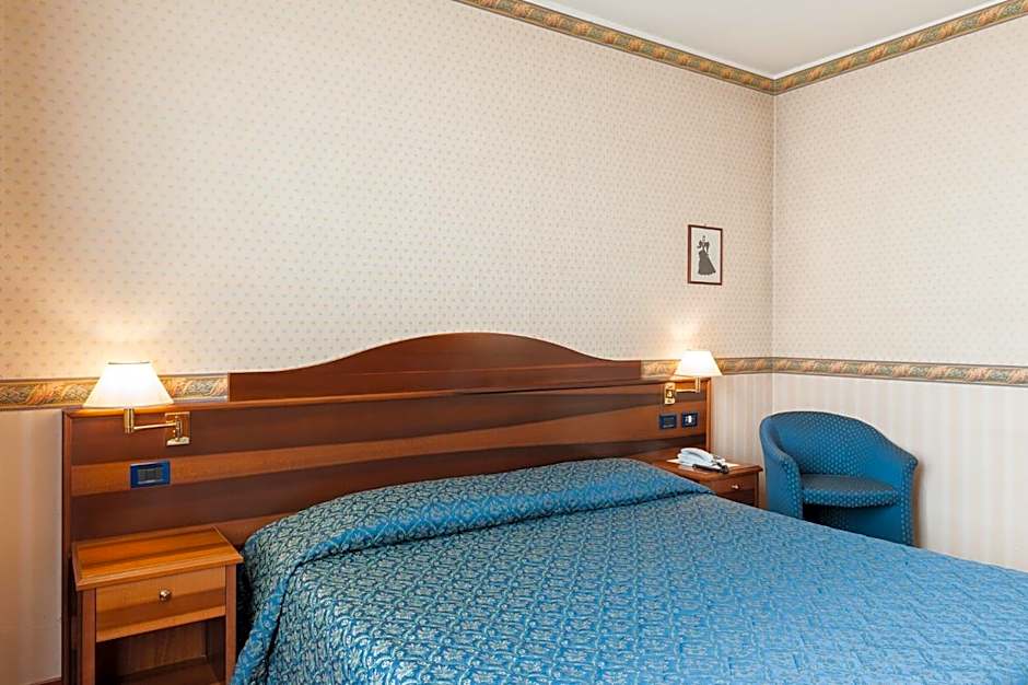 Ariotto Village Hotel