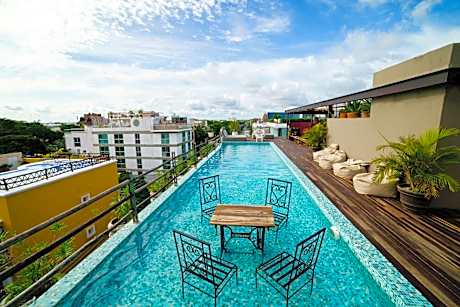 Be Playa Hotel Boutique & Rooftop Bar
