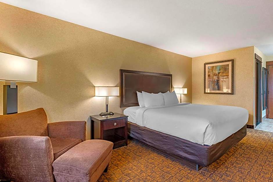 Lloyd Hotel Astoria Bayfront, Ascend Hotel Collection