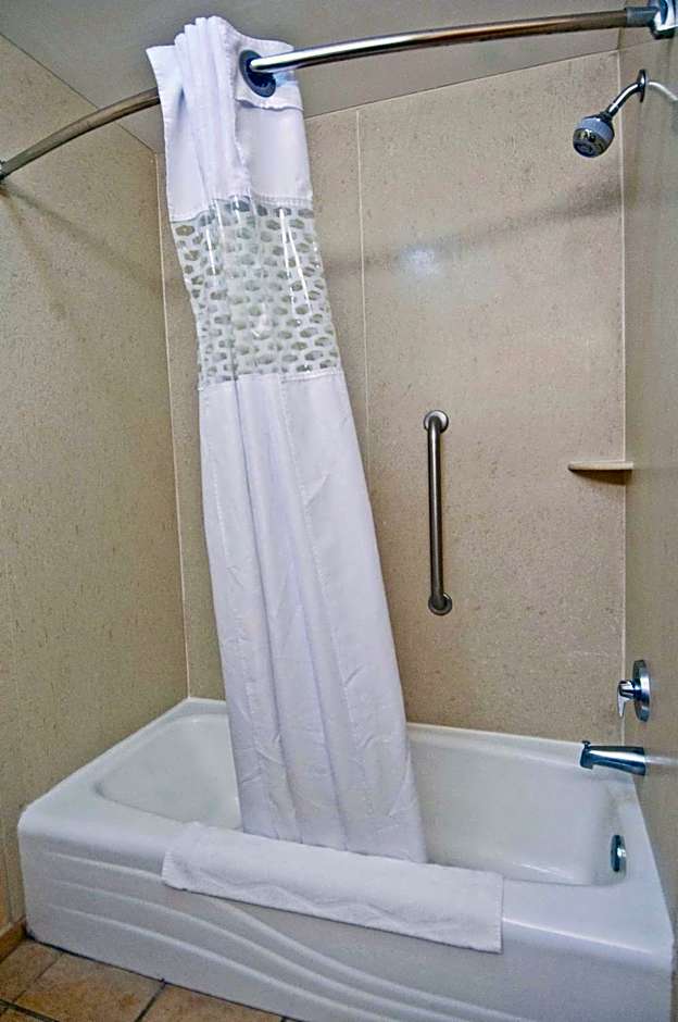 Hampton Inn By Hilton Canton