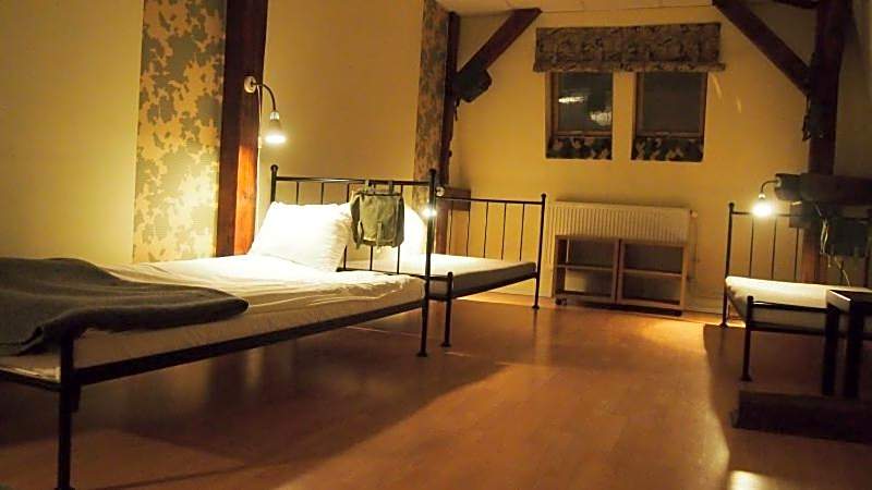 Hostel BAZA 15