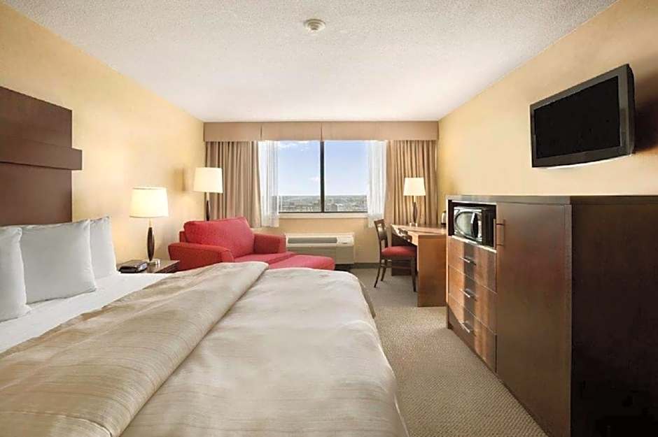 The Senator Hotel & Conference Center Timmins