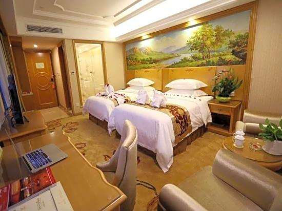 Vienna International Hotel Meizhou Spindle Bridge Branch