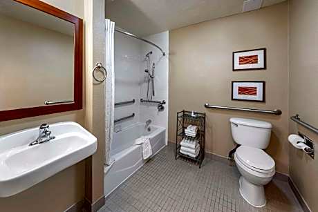 Queen Room with Two Queen Beds with Accessible Tub - Accessible/Non-Smoking
