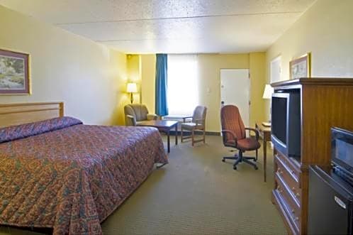 Americas Best Value Inn & Suites Conway