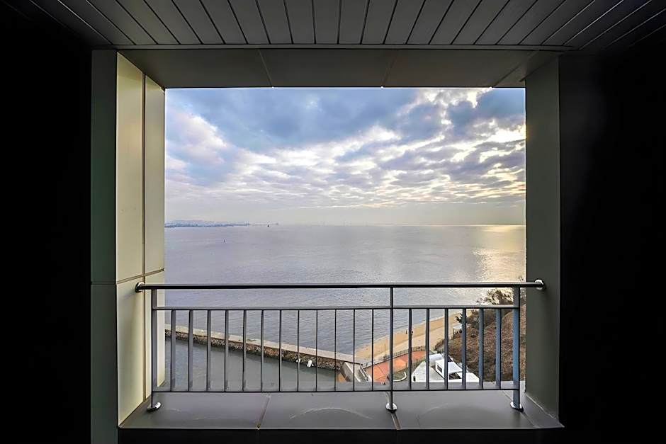 Sky and Sea Hotel