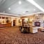 Comfort Inn & Suites McMinnville Wine Country