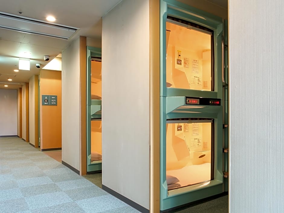 Capsule Inn Kamata - Male Only