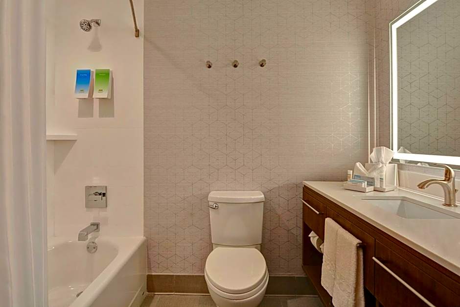 Home2 Suites By Hilton Savannah Midtown, Ga