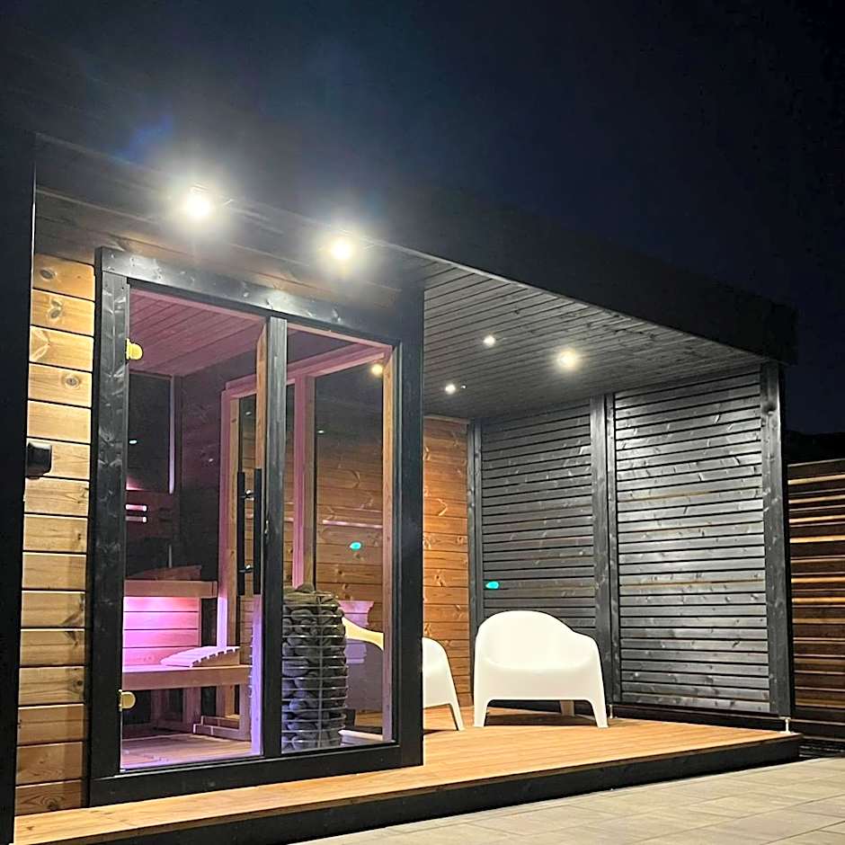 Wrzosowa Polana - domki letniskowe