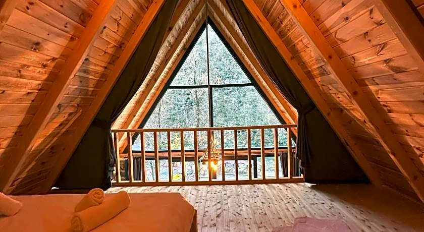 Golden Rose Bungalov