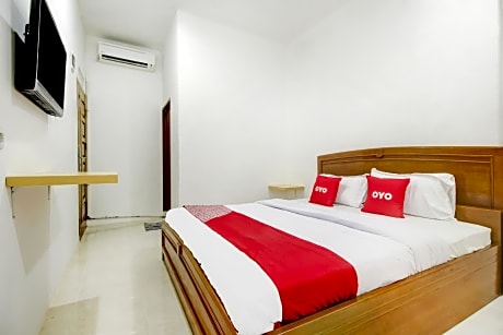 RedDoorz at Jalan Bangau Palembang