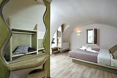 Superior Apartment with Private Hot Tub