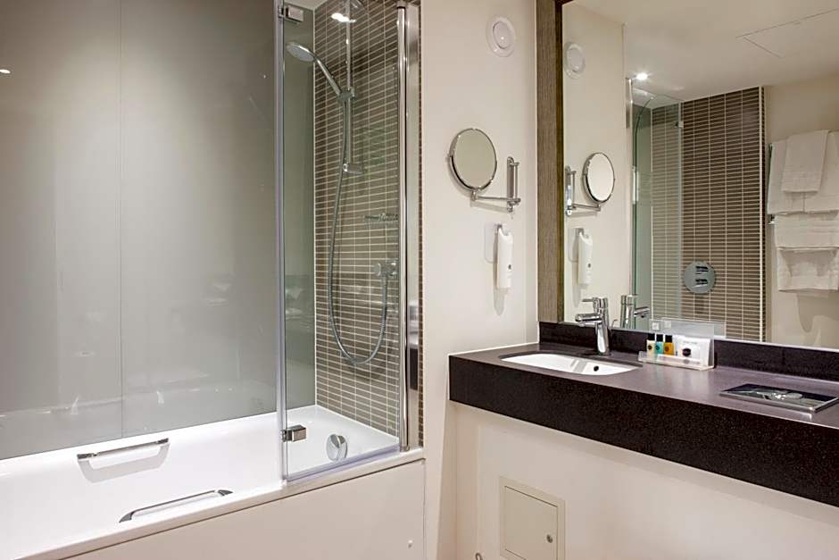 Holiday Inn Ipswich Orwell By IHG