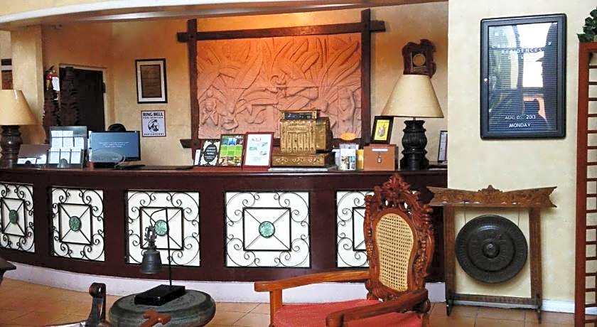 Crown Regency Residences Davao Hotel