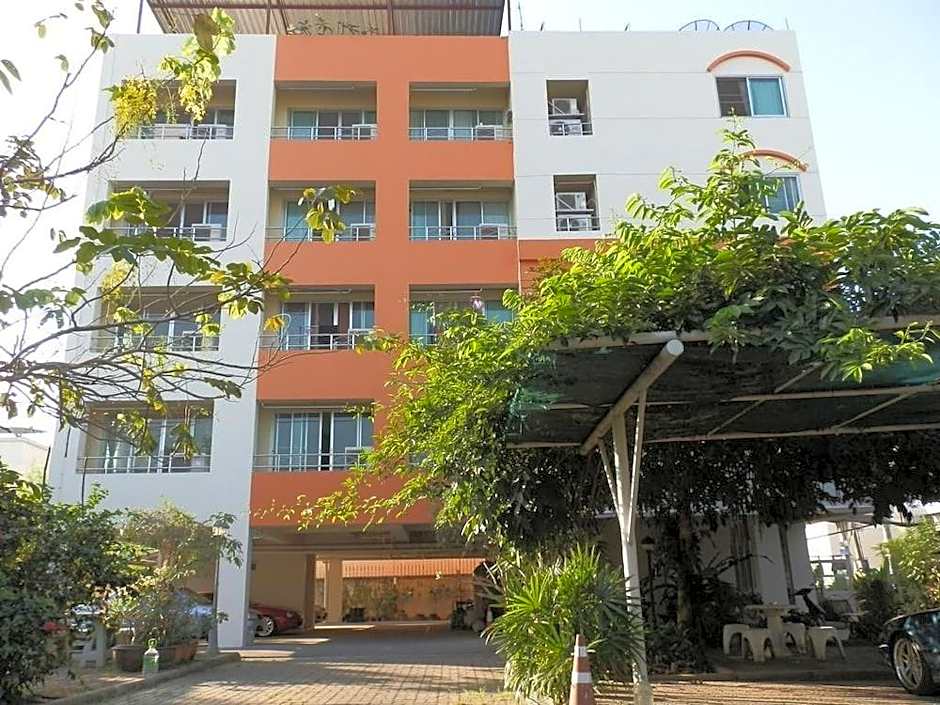 Sandy Serviced Apartment