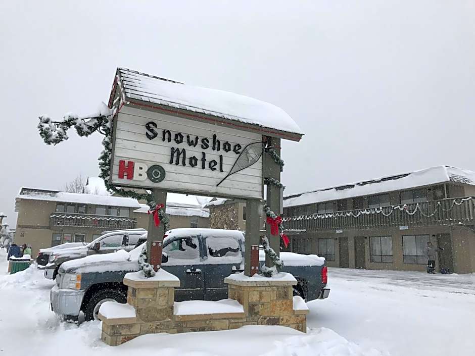 Snowshoe Motel