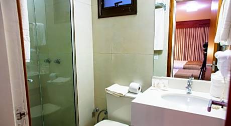 Suite (2 adults)