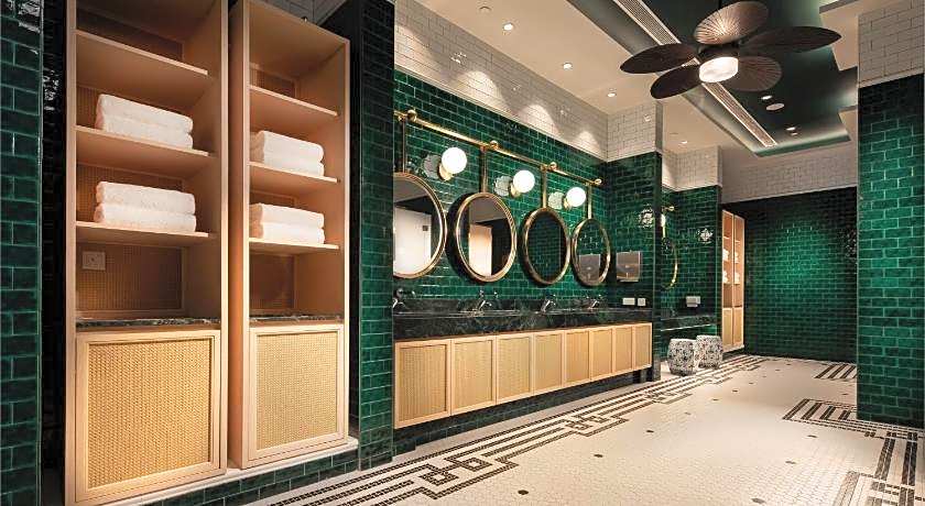 LINE FRIENDS PRESENTS CASA DE AMIGO