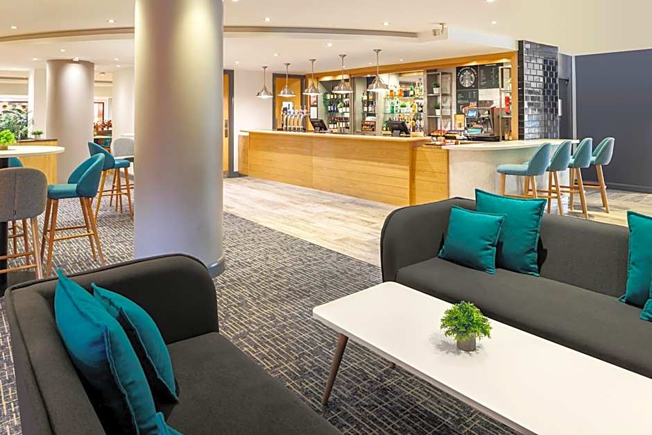 Holiday Inn High Wycombe M40 Jct.4 By IHG