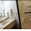 FairBridge Inn & Suites Thorp