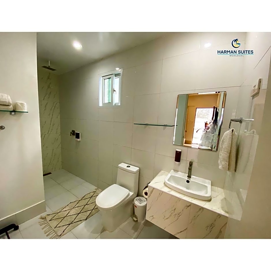 Harman Suites Moalboal
