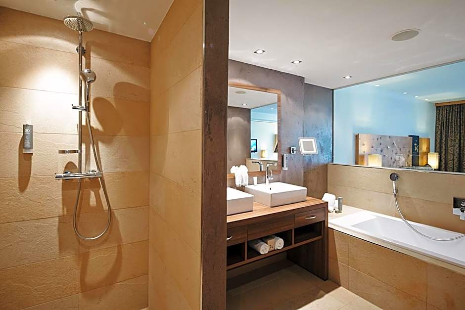 Das Kronthaler - Adults only