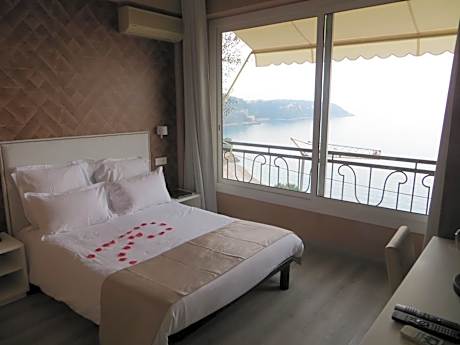 Double or Twin Room with View