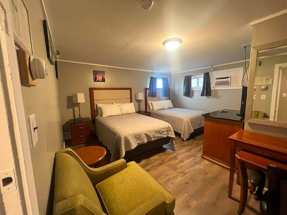 Vacationland Inn & Suites