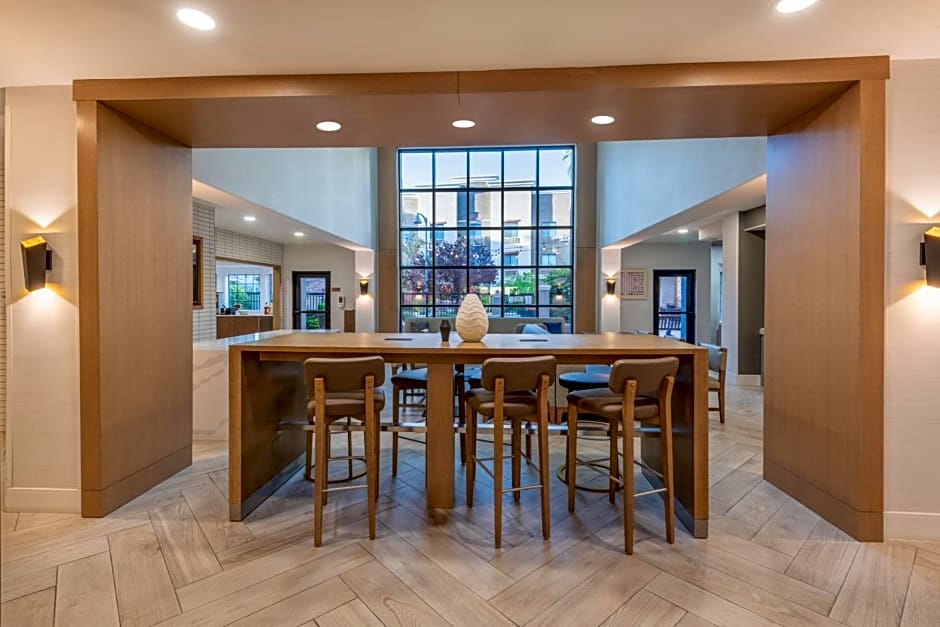 Staybridge Suites Phoenix-Glendale By IHG