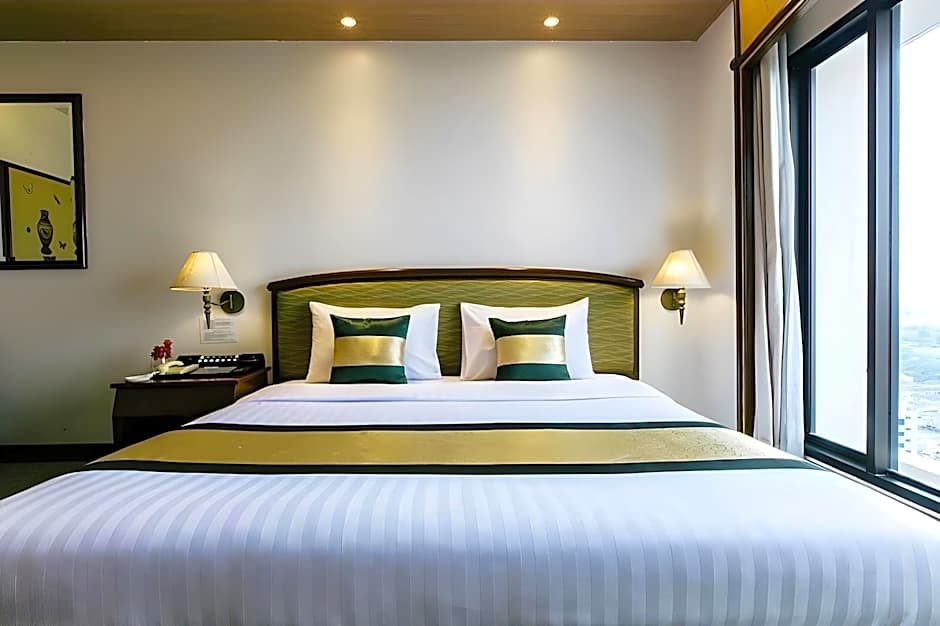 The Royal City Hotel