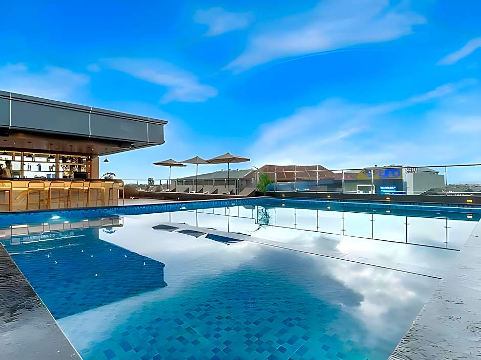 City of Aventus Hotel - Denpasar