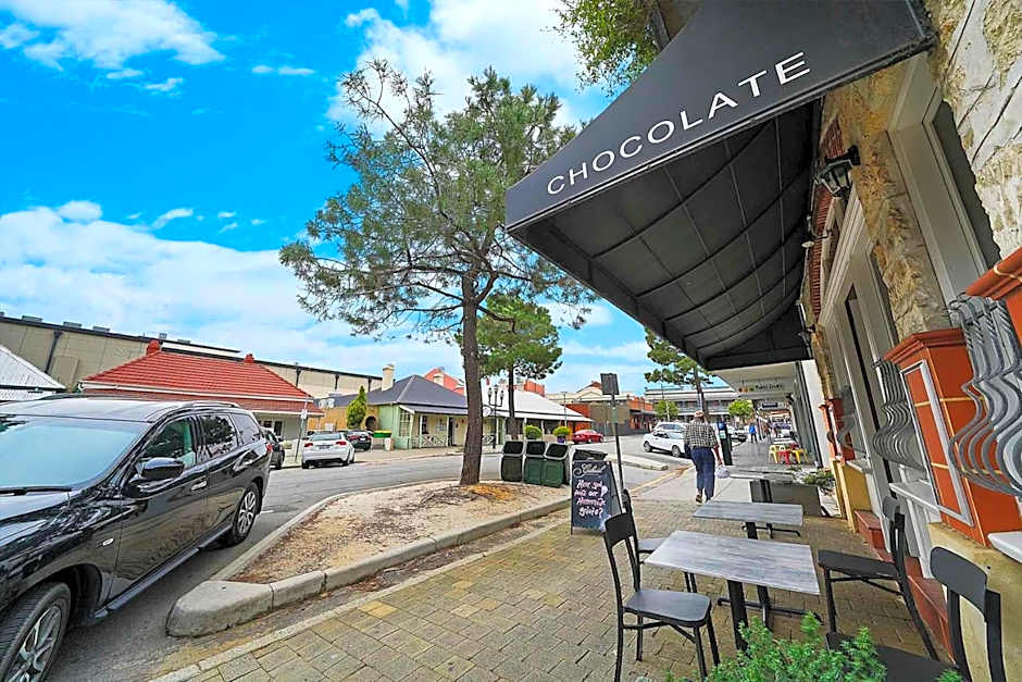 Fremantle Port Mill Bed & Breakfast - Unique Accommodation