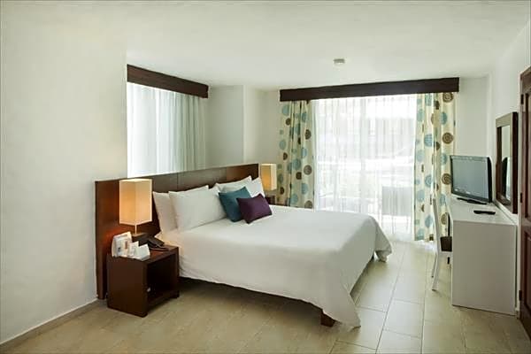 Grand Paradise Playa Dorada - All Inclusive