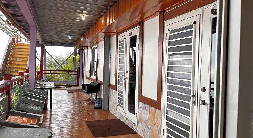 Dindai Glass Vacation Villa