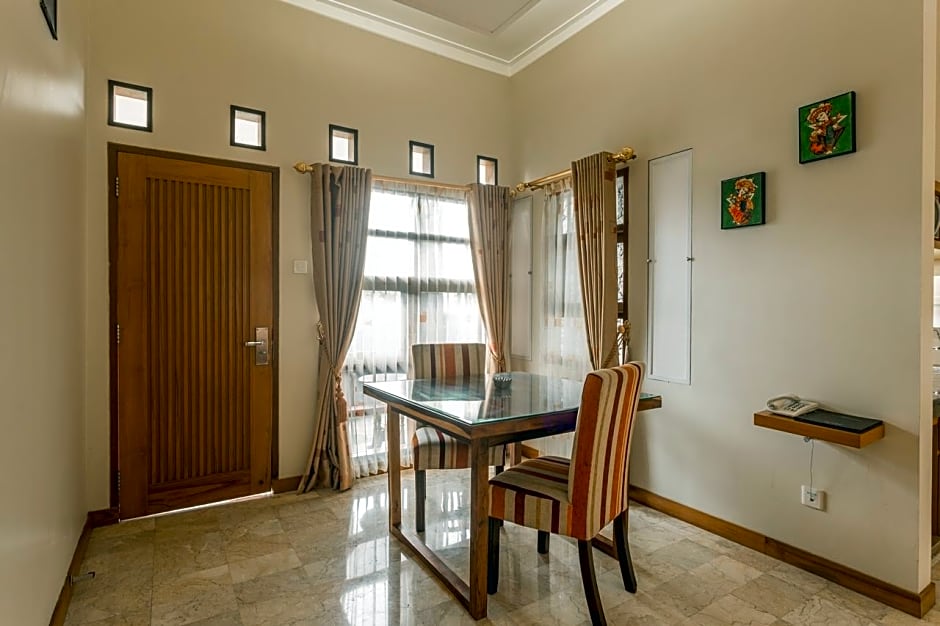 Photo 1 of 7 of 1 Bedroom Suite