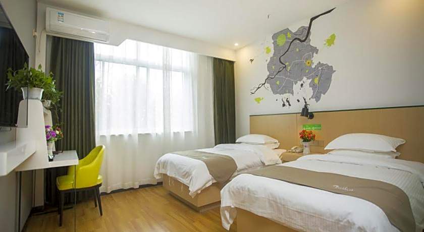 Vatica Suzhou Xiaoxian  Longhu Road Hotel