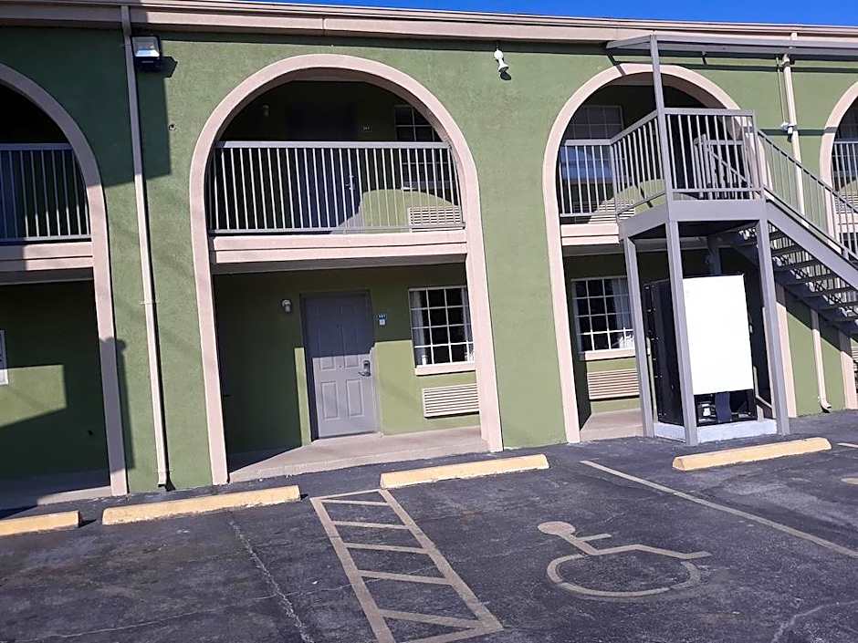 Parkway Inn Channelview