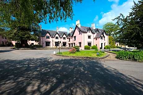 Cwrt Bleddyn Hotel & Spa