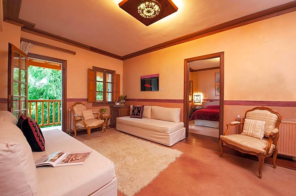 Katogi Averoff Hotel & Winery