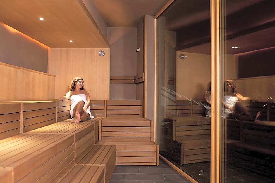 Hotel Arnica Scuol - Adults Only