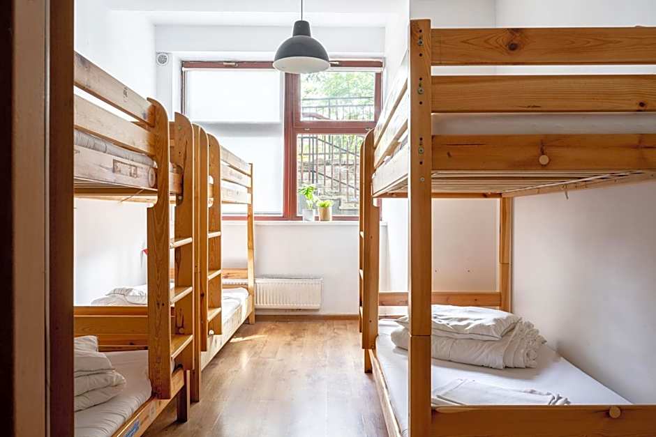 Target Hostel
