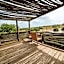 Hlosi Game Lodge - Amakhala Game Reserve
