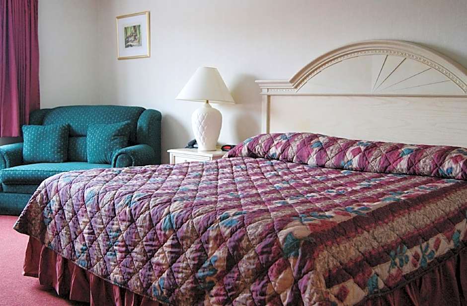 Meadow Court Inn - Ithaca