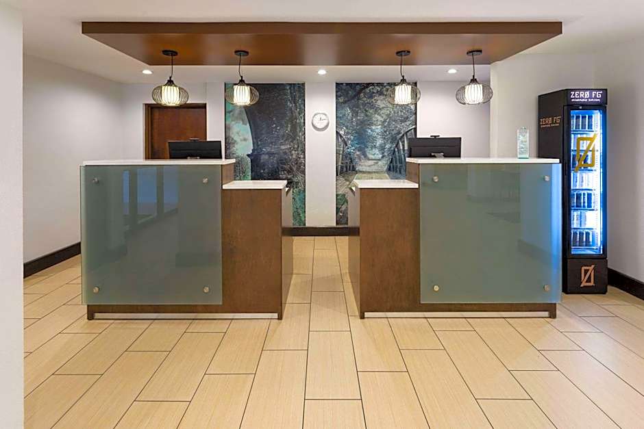 La Quinta Inn & Suites by Wyndham Lagrange / I-85