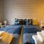 Airport Luxury Apartment with Balcony + Free parking